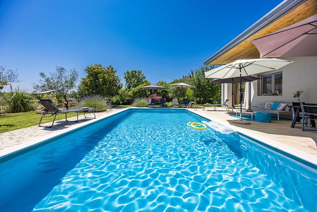 Holiday House with pool near Rovinj