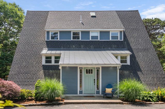 Updated A-Frame w/ Game Room, Short Drive to Beach! — Barnstable, MA