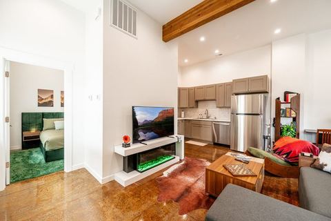 Vaulted Den — Chic 1BR with Fireplace, Sheridan WY