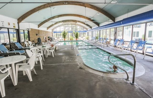Holly Tree Resort - Studio