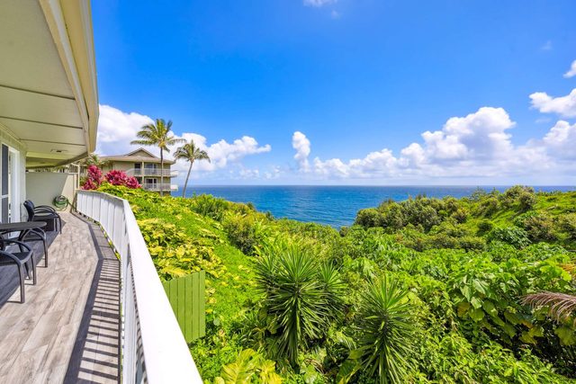 Ocean Views from Every Room! Hawaiian Heaven