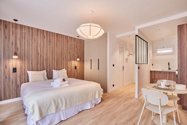 THE Parisian SUITE / Center of Paris
