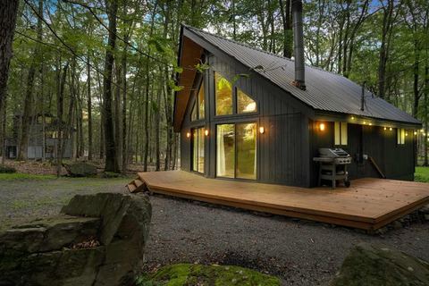 The Black Pocono Chalet | Modern Cabin in Nature