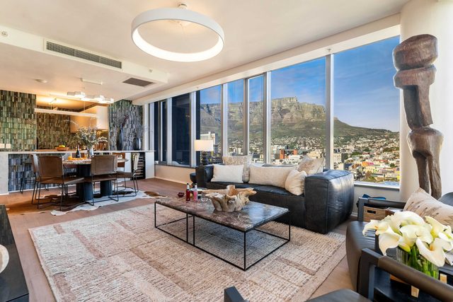Luxurious, Views, De Waterkant CPT -1509 on Strand
