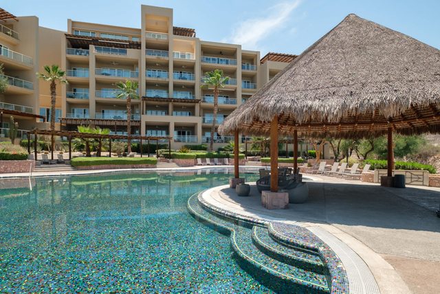 3BR Golf View & Terrace at Vistamar