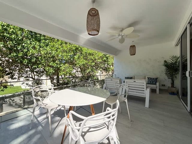 One Queen Street Apt 3