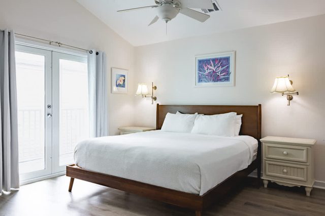Heated Rooftop Pool, Gated Parking - Casa Caribe