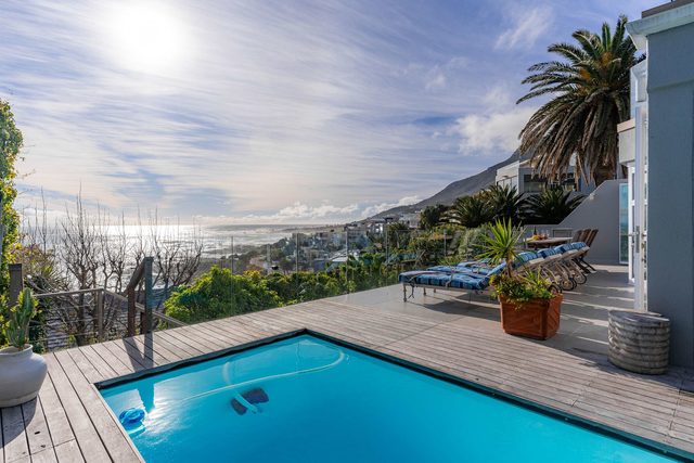 Ocean Views, Pool, Camps Bay - Houghton Views Apt