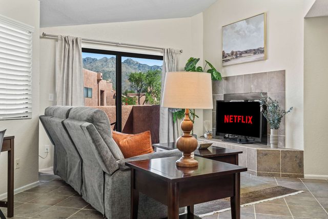 Sabino Canyon Summer Stay | Pool, Spa & Pickleball — Tucson, AZ