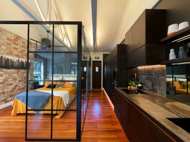 Moa Studios - Design-Led Loft Studio Near Oneroa