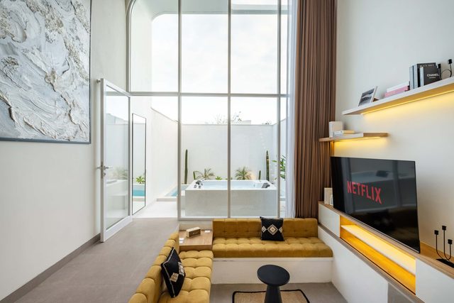 Villa D | Romantic Loft with Cinema & Jacuzzi