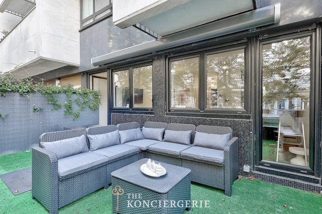 BM Magnifique Studio avec terrasse - Arc de Triomphe