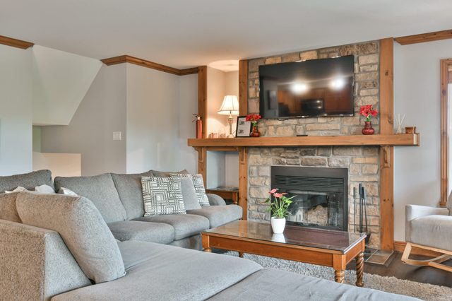 Suite View - Panoramic Mont-Tremblant Views — Mont-Tremblant, Quebec