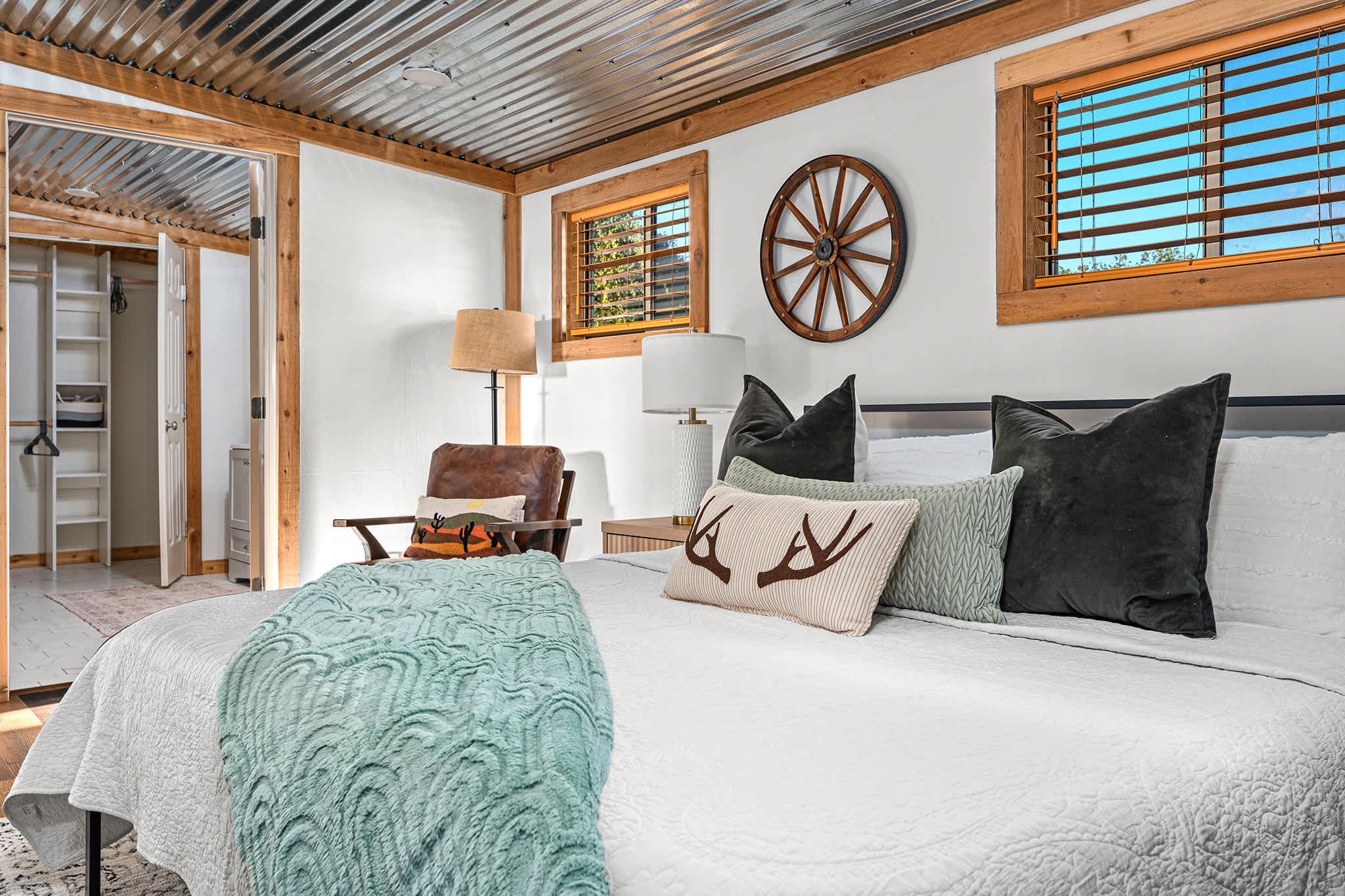 Hollmig Cabin - Private Hot Tub