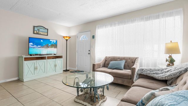 2BR Fully Furnished House • Blocks from the Beach