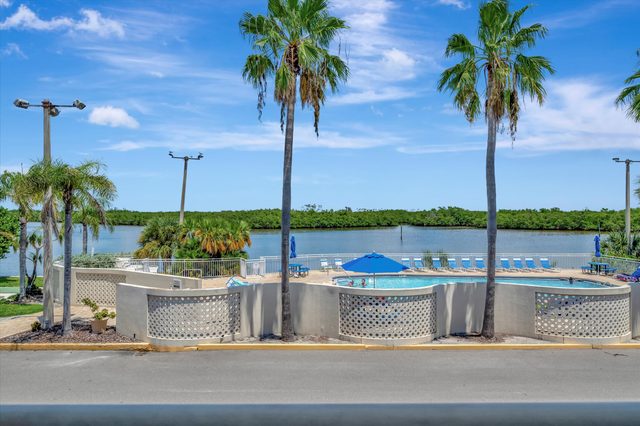 Spot Dolphins! Balcony & Heated Pool, Hot Tub!