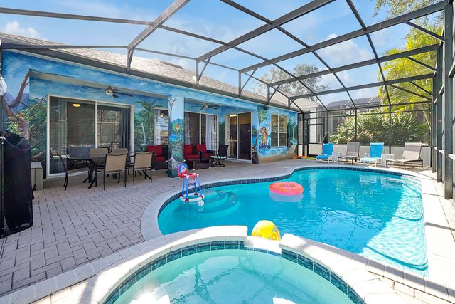 4BR Family Villa, Pool, Game Room, Near Disney