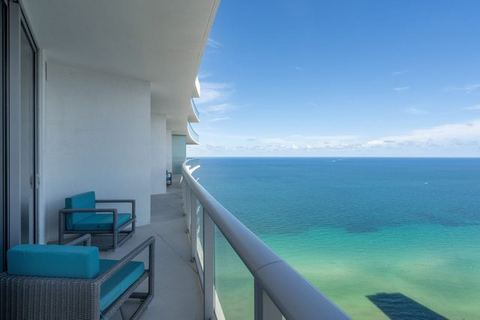 LYFE Resort | 39th Floor Oceanview Penthouse