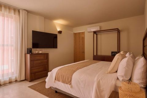 Elegant King Room near Santo Domingo Temple