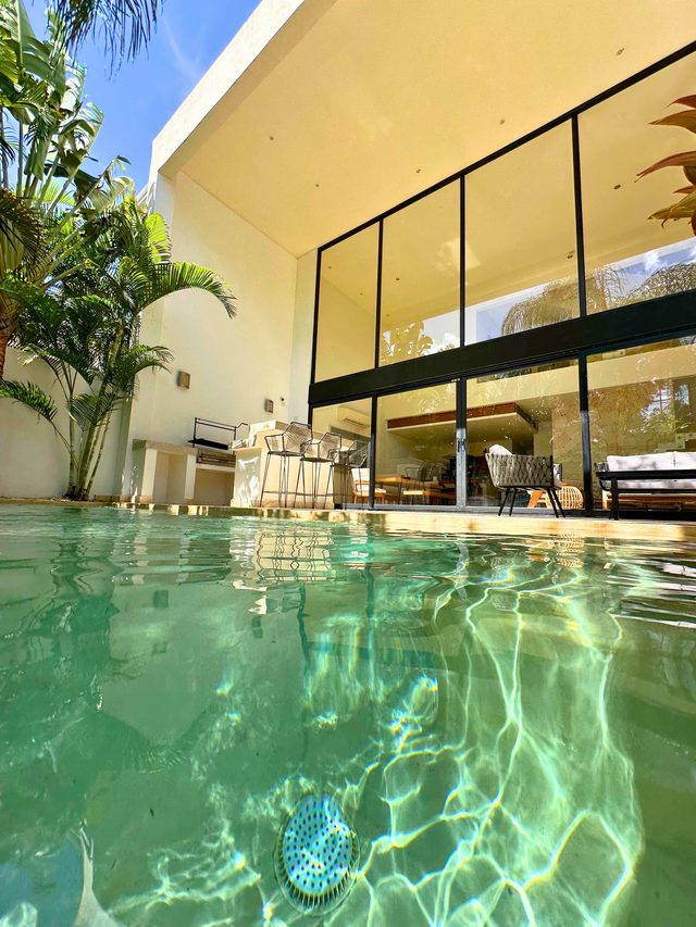 Villa with Vacaanda Experience · Top Concierge