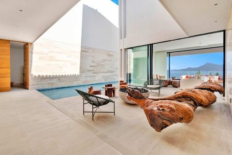 Oceanfront Villa w/ Infinity Pool & Beach Access