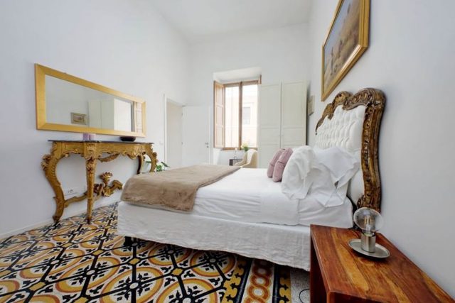 Puccini a Roma, a Spacious and Gracious Rome apartment in the heart of the historic center. Great for Families!
