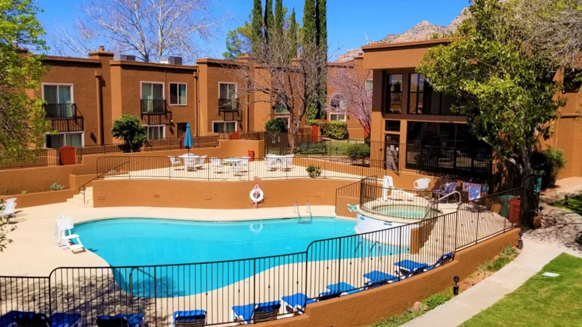 Villas of Sedona | 2 Bedroom Loft w/ Balcony