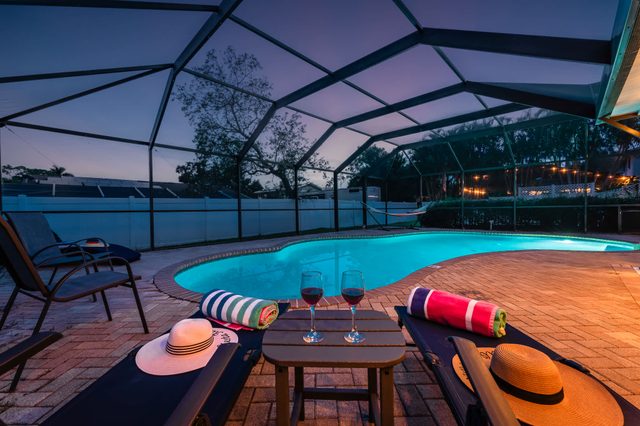 Heated Pool, Hot Tub, Pickleball · 10 Min to Beach — Bradenton, FL