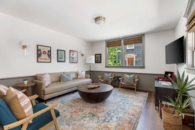 4bd w. Parking + Outdoor Space, 1 block to King!