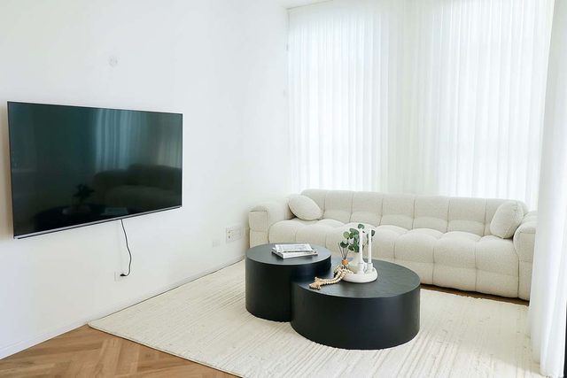Luxury 2BR in Florentin | Parking + Balcony| Mamak