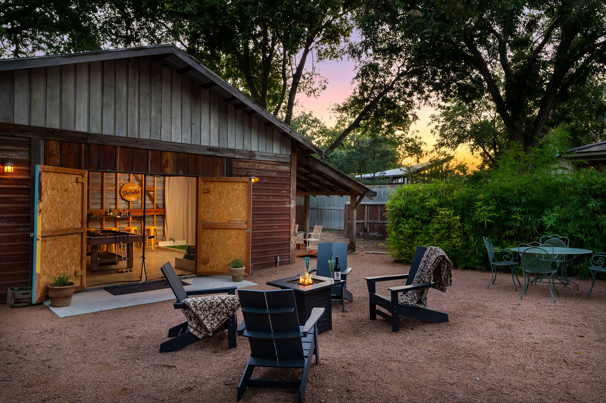 Bauern Haus - Game Room, Fire Pit & More!
