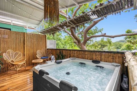 Wonder Wild Houses – Unique Double Container Retreat w/ 2 Private Jacuzzis – Near Tamarindo