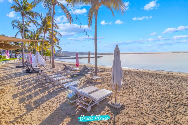 4BR w Private Pool & Beach Club Access - Villa 11A