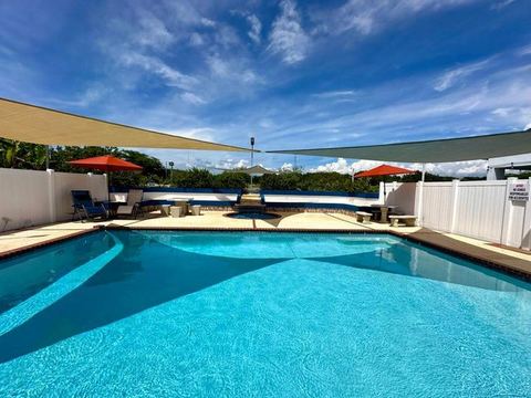 Casa Azure: Combate, Cabo Rojo with Private Pool & Beach Access! — Cabo Rojo, Cabo Rojo