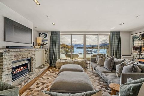 Sauna & Stunning Lakeview Apartment in Wanaka — Wānaka, Otago