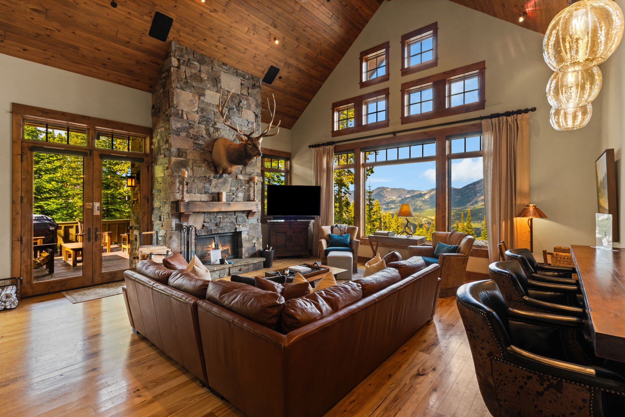 Ski-In/Ski-Out Luxury | Cowboy Heaven Retreat