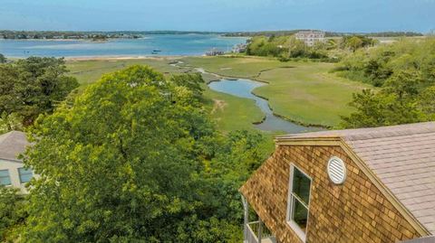 Sweeping Views, 150 Yards to Private Beach!