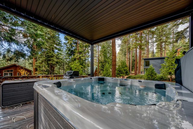Kings Beach Retreat | Hot Tub & Game Loft