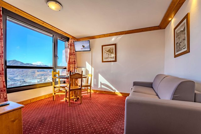 Mountain-View with Ski-In ski Out Stay