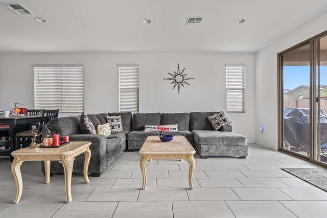 Vail Summer Desert Retreat | Colossal Cave & Parks — Vail, AZ