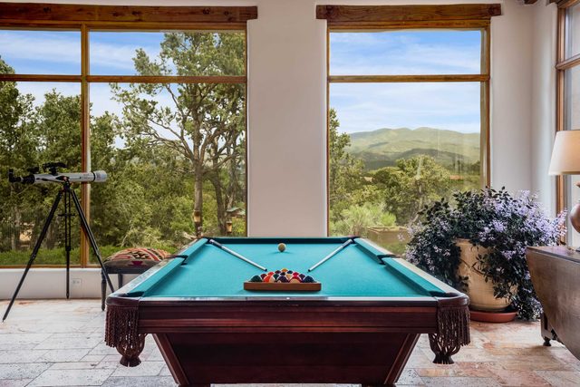 Hot Tub, Amazing Views, Expansive Living Spaces