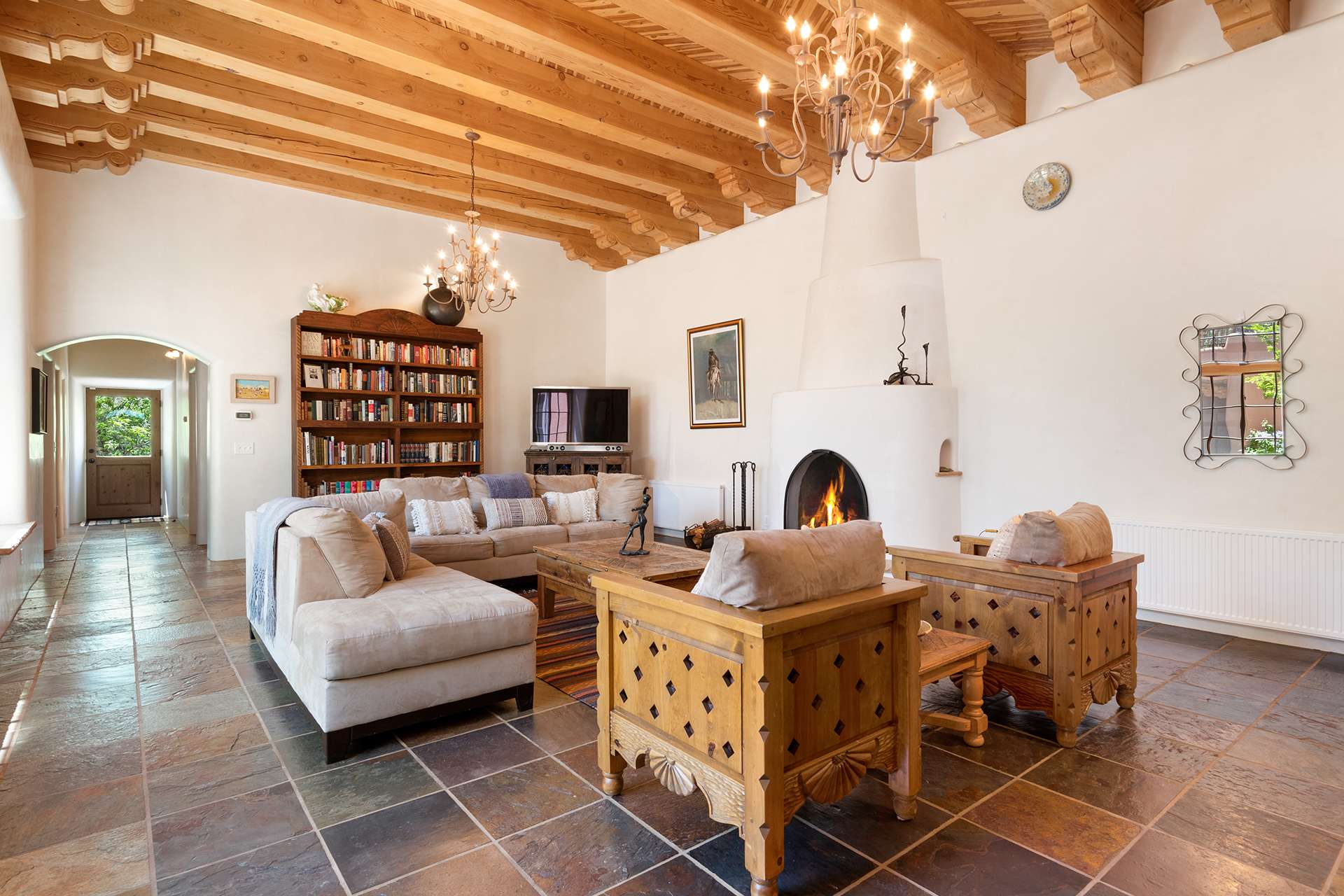 Luxury Tesuque Home, Serene Surroundings