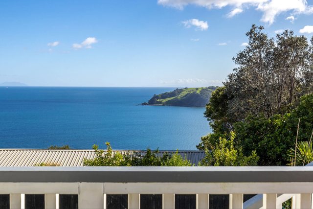 Sunrise Loft – Sea Views & Serenity Above It All