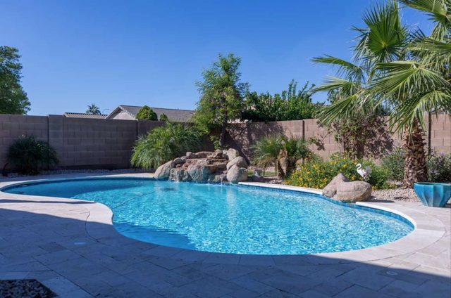 Serene Escape and Modern Comfort, Pool Heater, BBQ