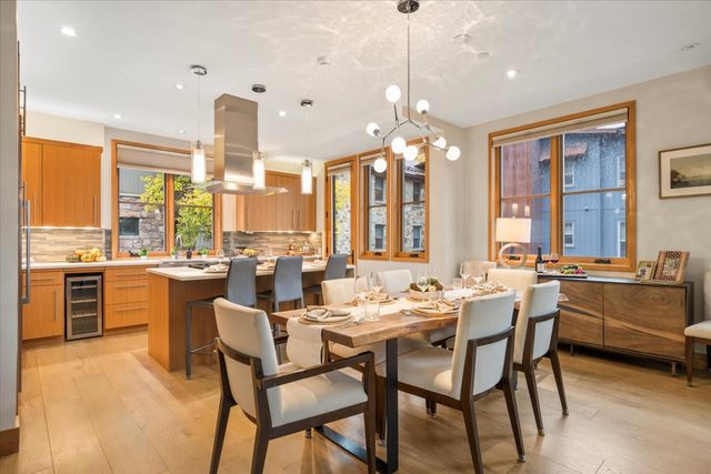 Downtown Telluride Luxury Retreat, Private Hot Tub