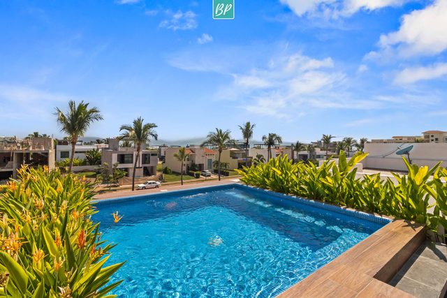 Family 3BR Villa w 2 Pools & Beach Club (14K)