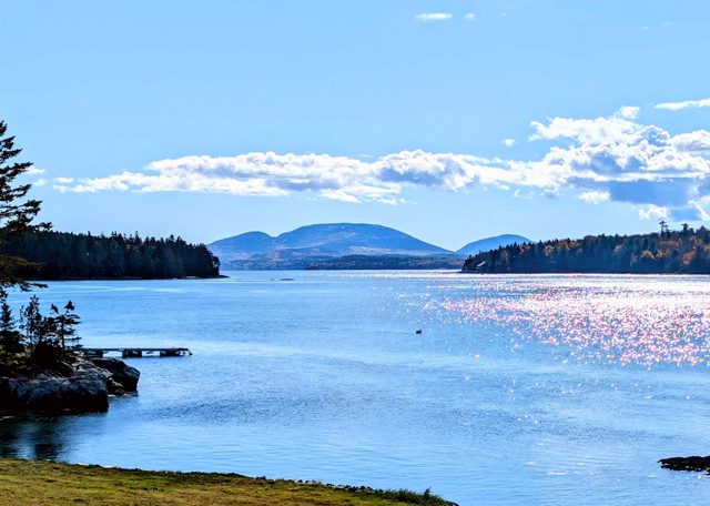 Beachfront Maine House w/ Fire Pit & Private Beach — Hancock, ME
