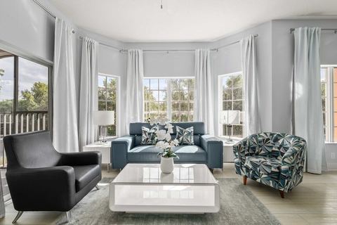 Designer Retreat, 2 Miles to Disney, MP21 — Orlando, FL
