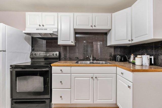 2 BDR Suite | Sleeps 8 Guests | Near Playground!