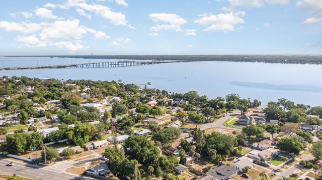 Quaint 2BR Condo • Steps from the Beach • Pool
